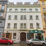Selin Apartments